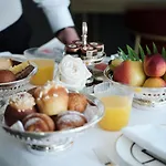 Boutique Отель Стреза