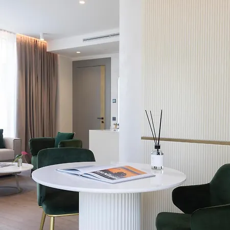 Boutique Hotel 5*